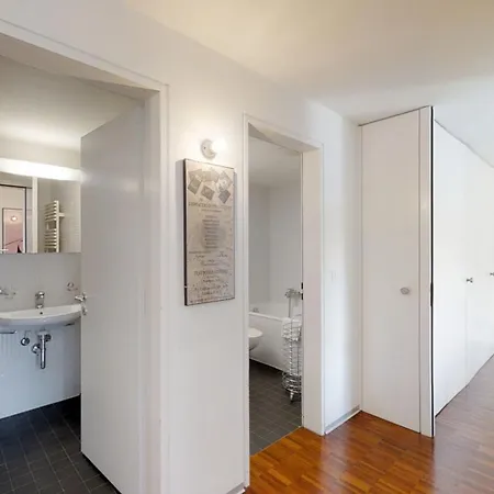 Arona 9 Σεντ Μόριτζ